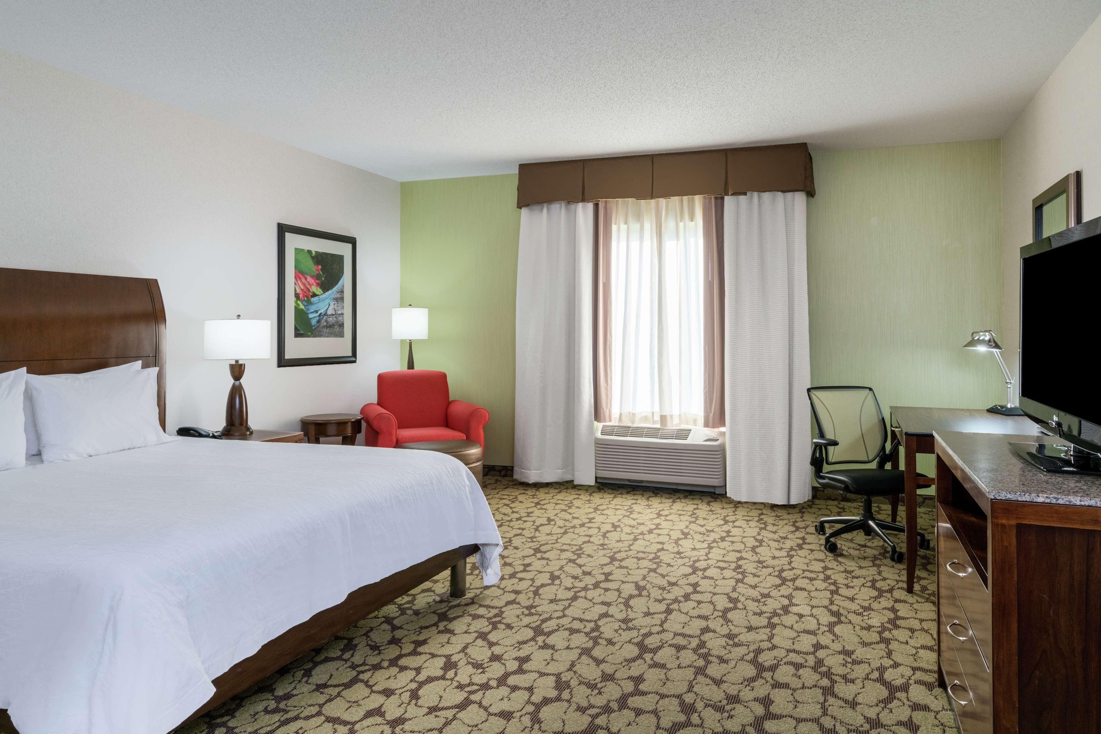 Hilton Garden Inn Valley Forge/Oaks Exteriör bild