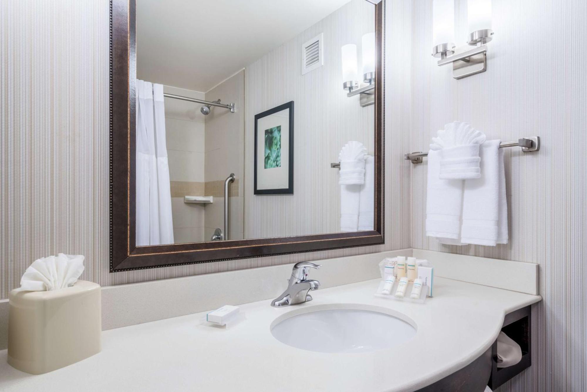 Hilton Garden Inn Valley Forge/Oaks Exteriör bild