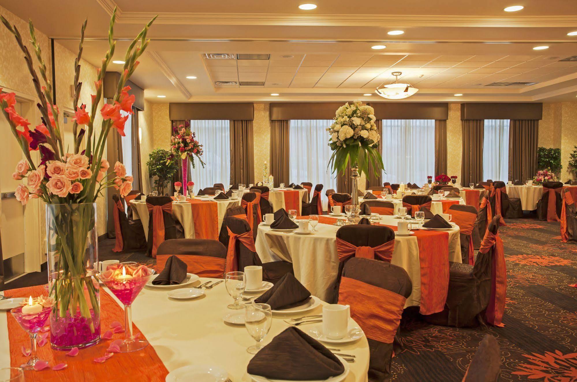 Hilton Garden Inn Valley Forge/Oaks Exteriör bild